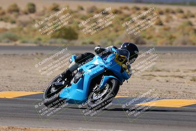 media/Oct-08-2023-CVMA (Sun) [[dbfe88ae3c]]/Race 3 Amateur Supersport Middleweight/